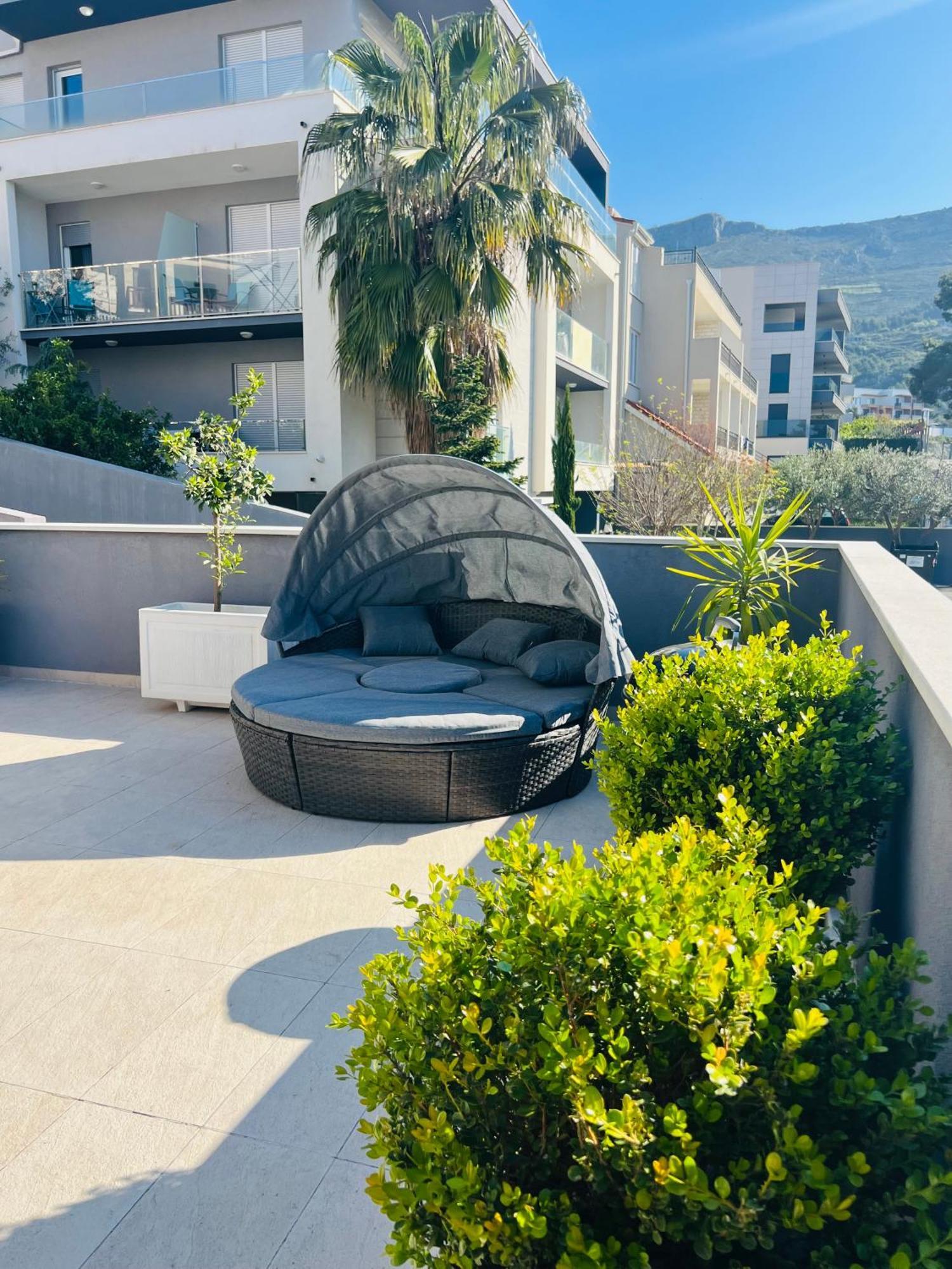 Apartment Sirius Podstrana Luaran gambar
