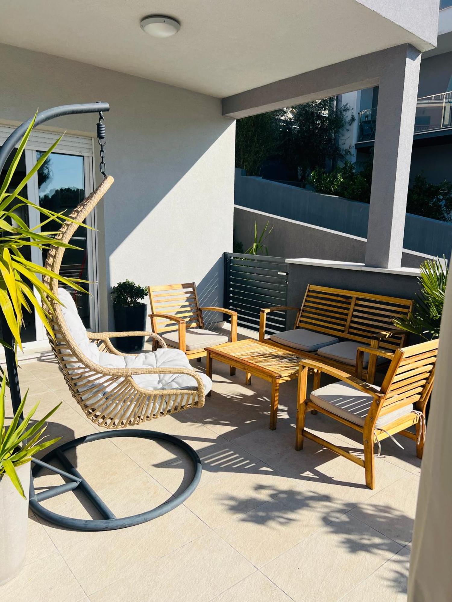 Apartment Sirius Podstrana Luaran gambar